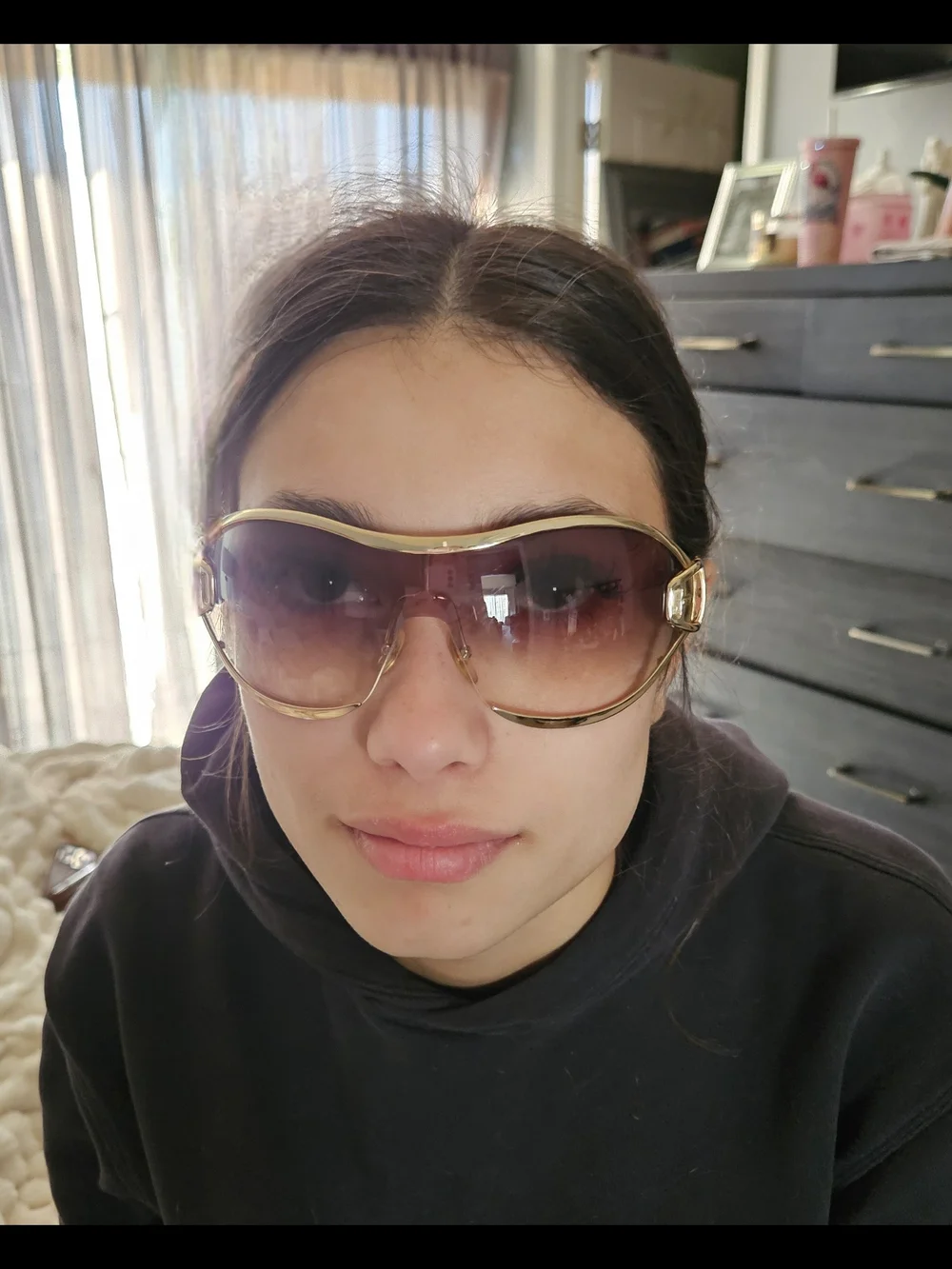 Vintage Gucci Gold Women's Sunglasses with Gradient Brown Lenses